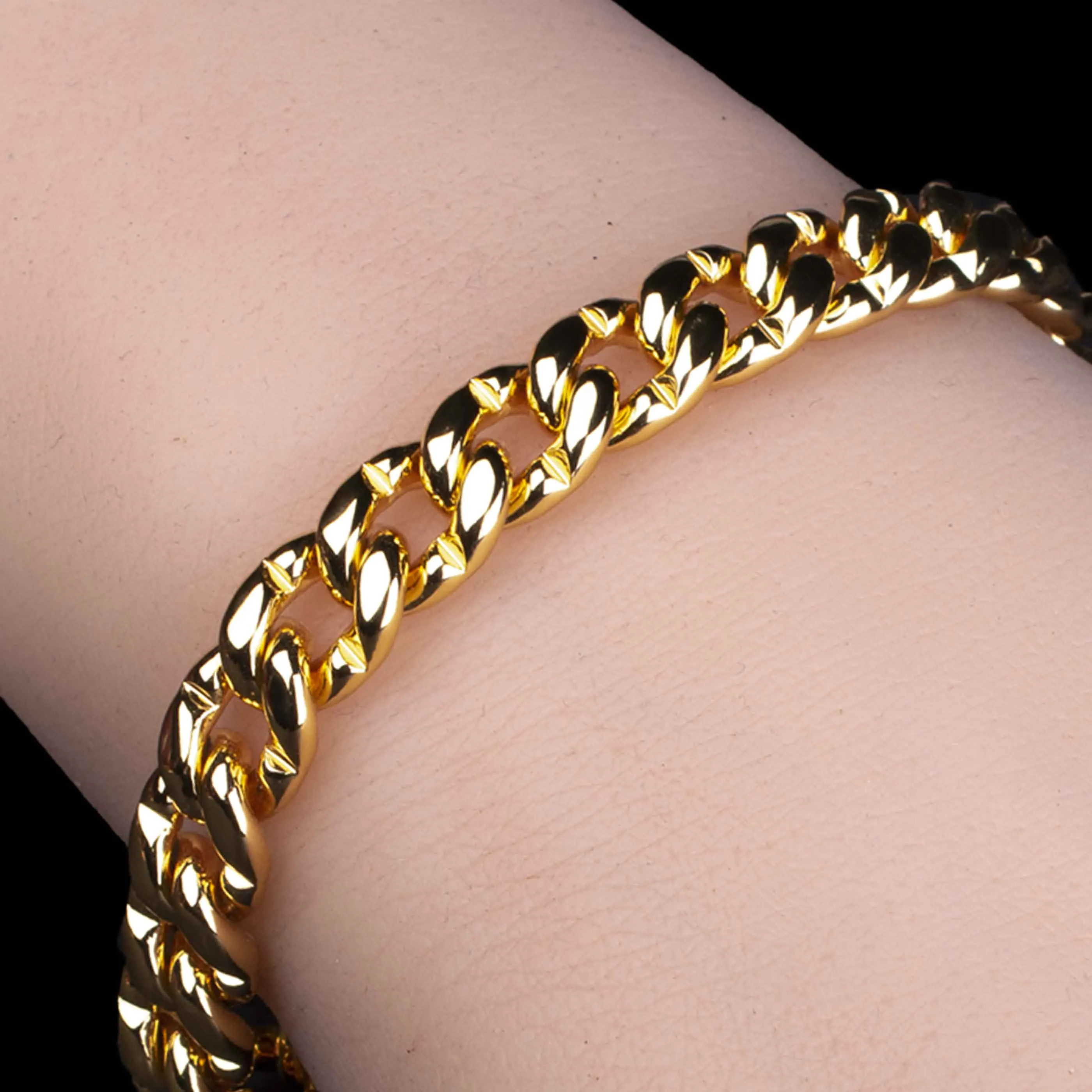 Gold Cuban Chain Bracelet