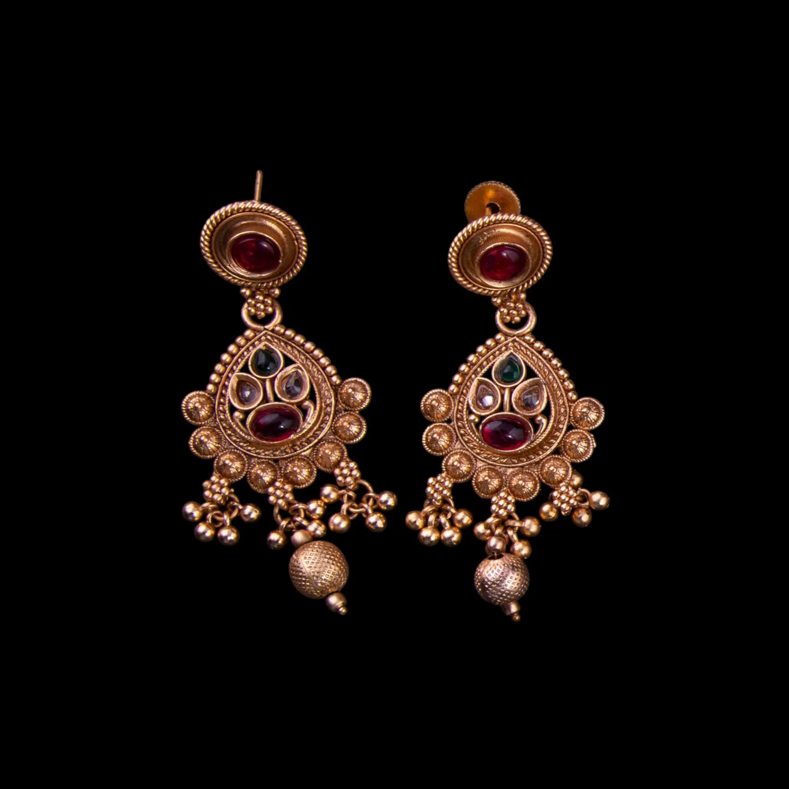 Gold Plated Leaf Motif Necklace Set