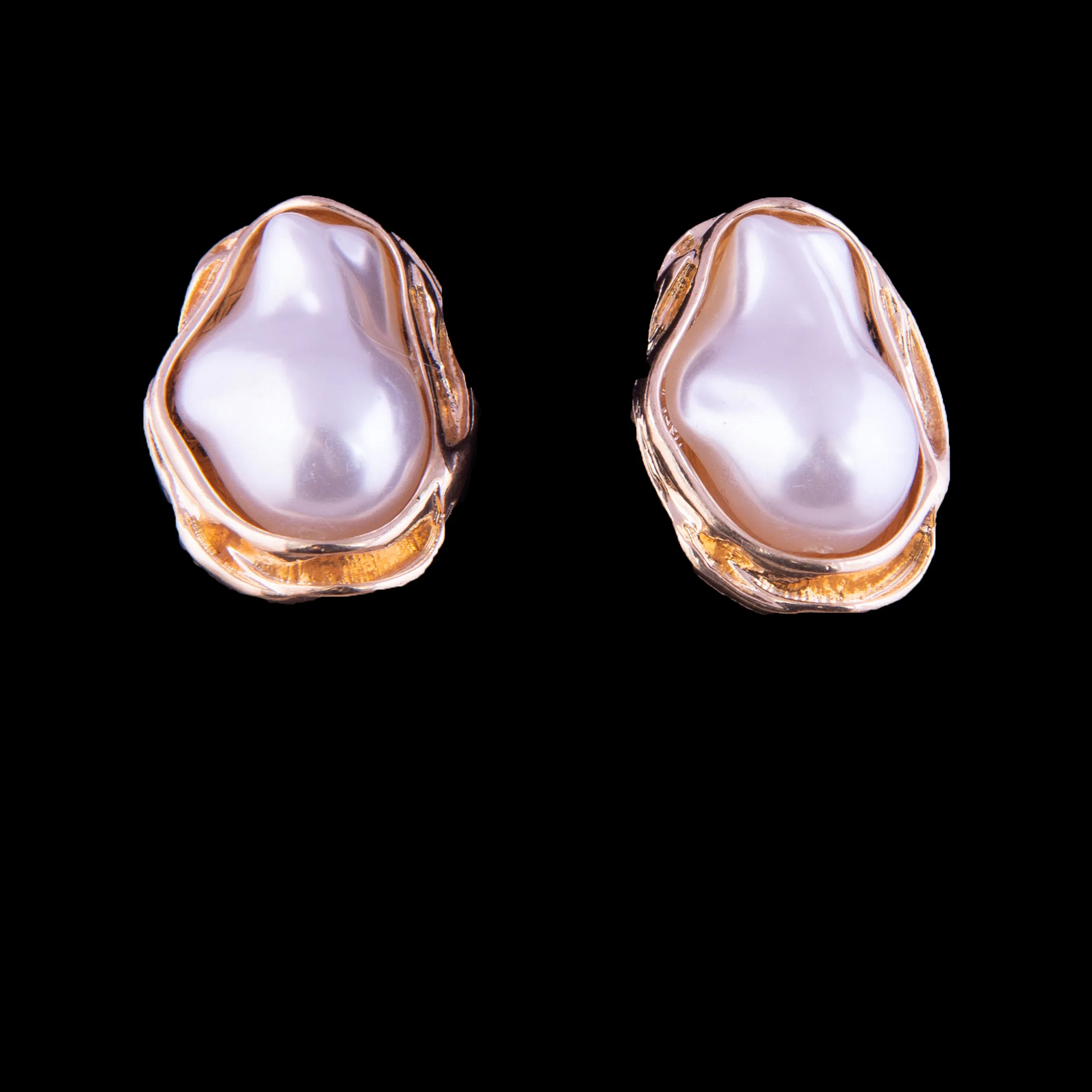 Pearl Necklace with Cuff Bracelet And Ring