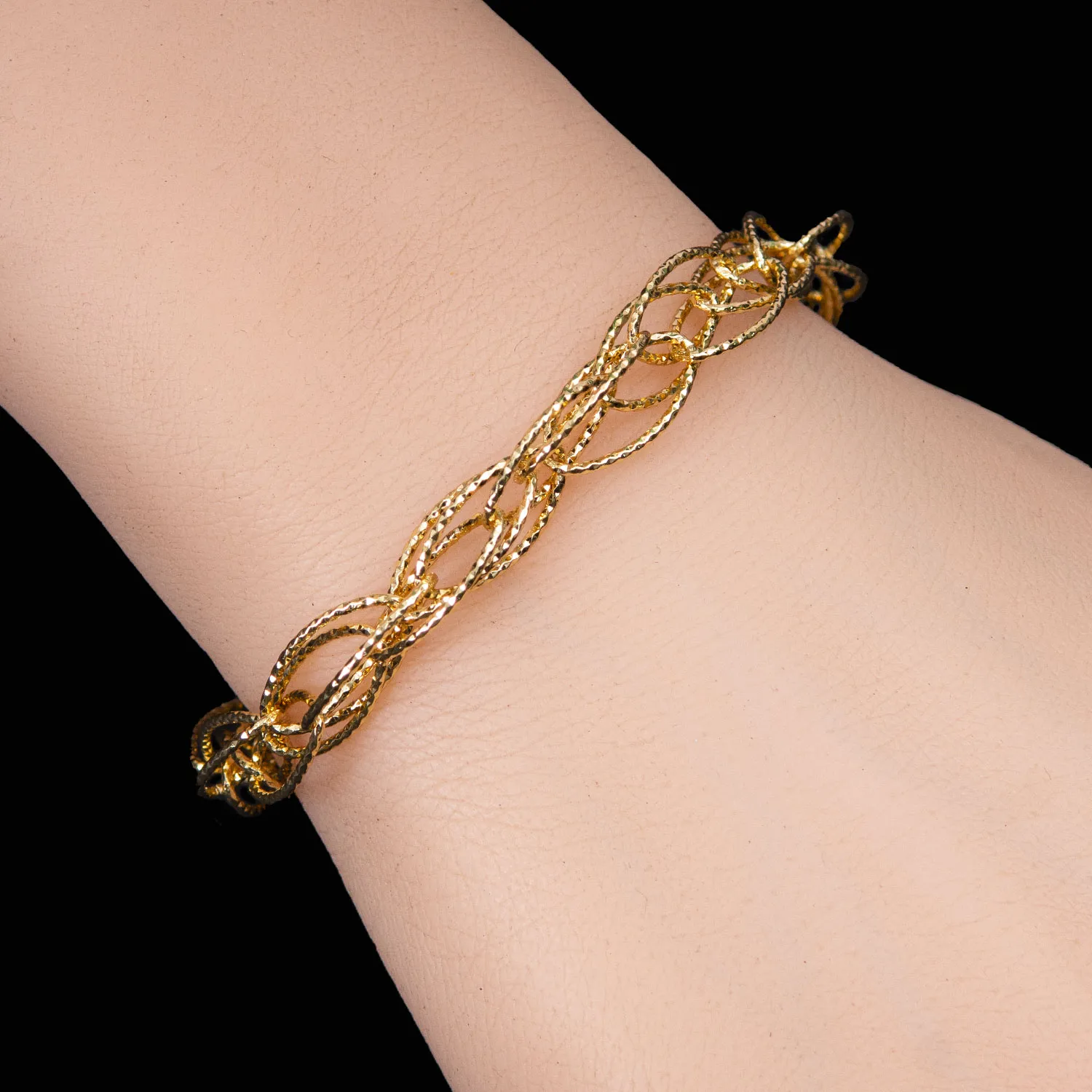 Twisted Rope Chain Gold Bracelet