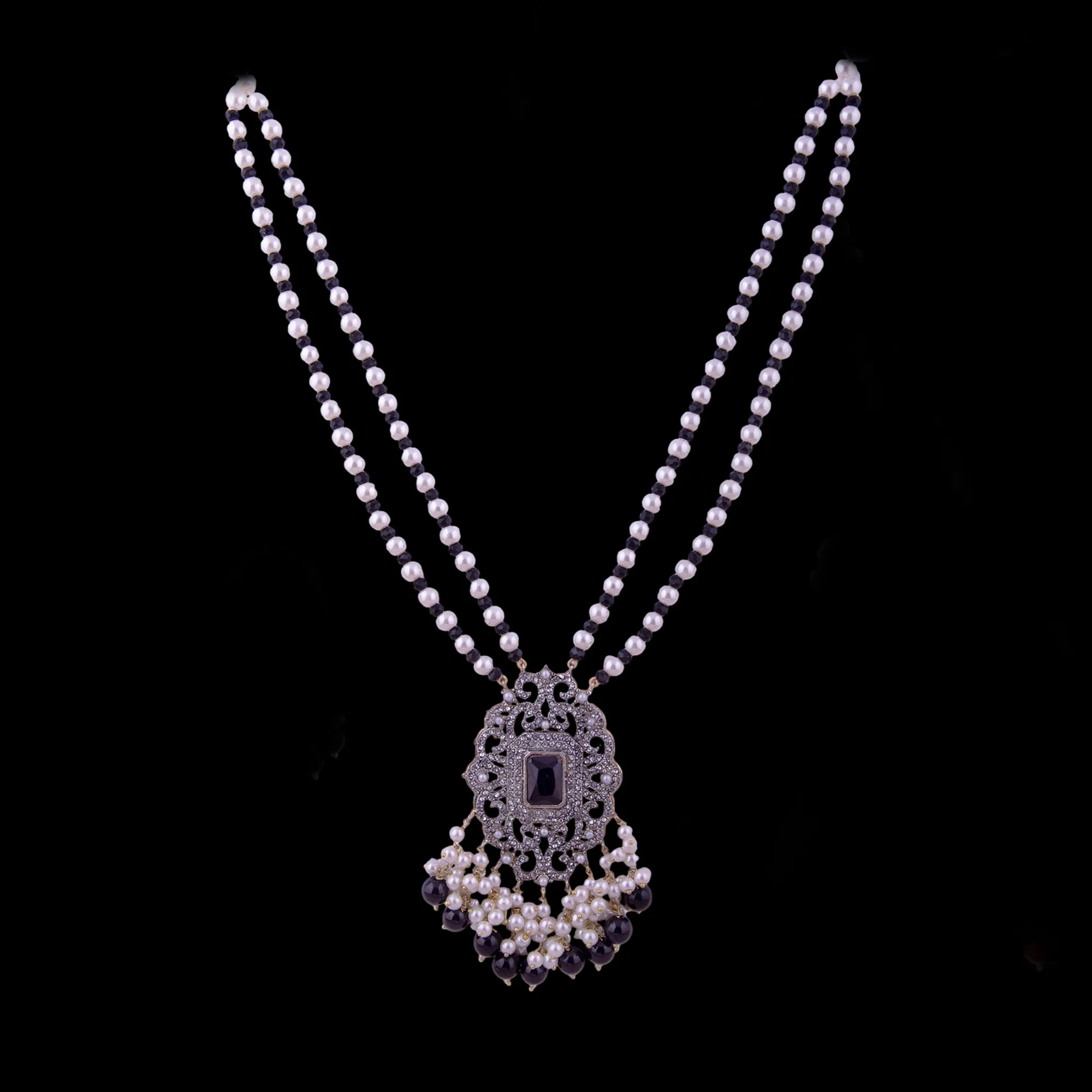 Kundan & Pearl Long Mala Set