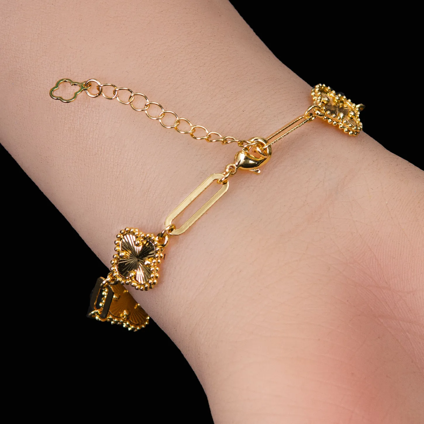 Golden Clover Link Bracelet