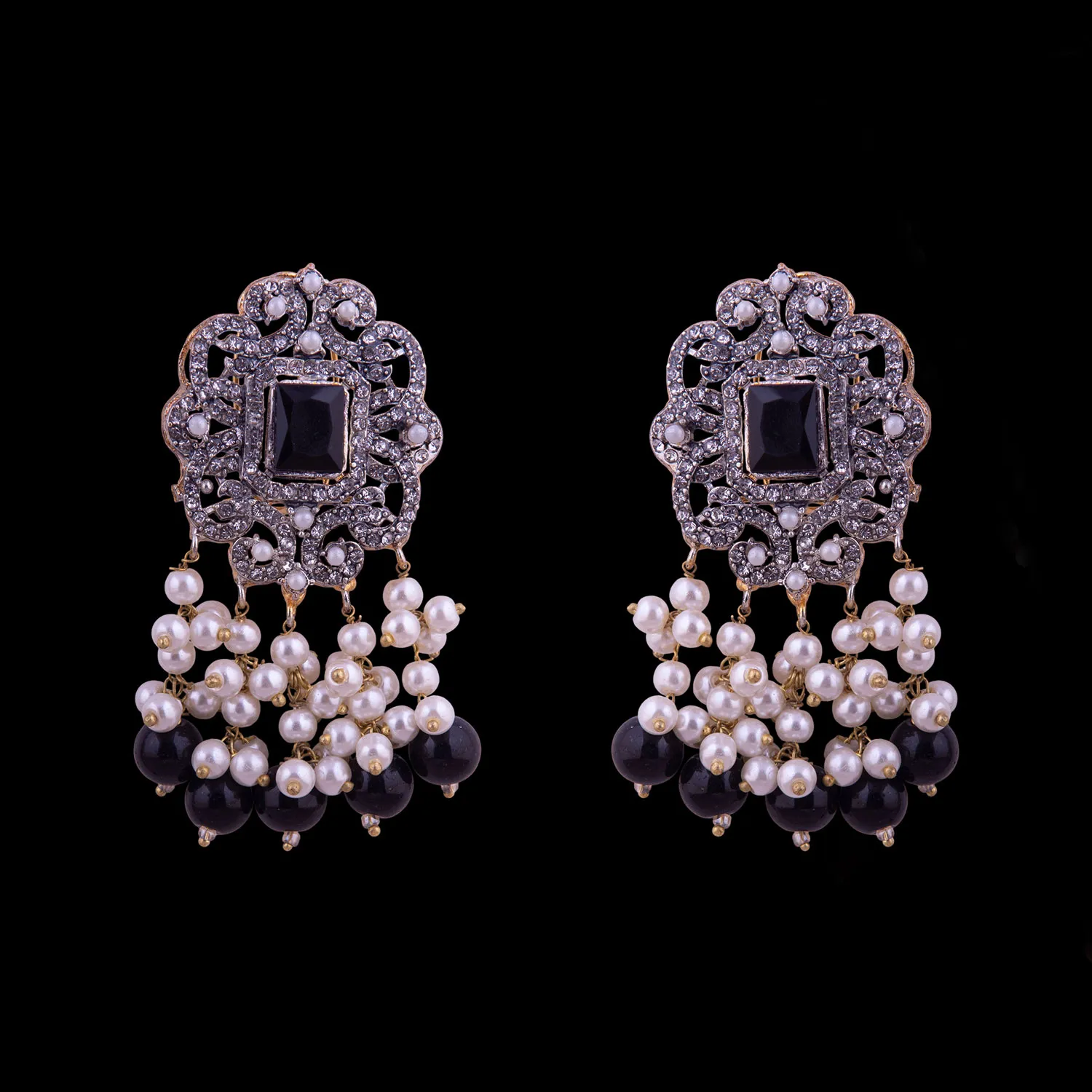 Kundan & Pearl Long Mala Set