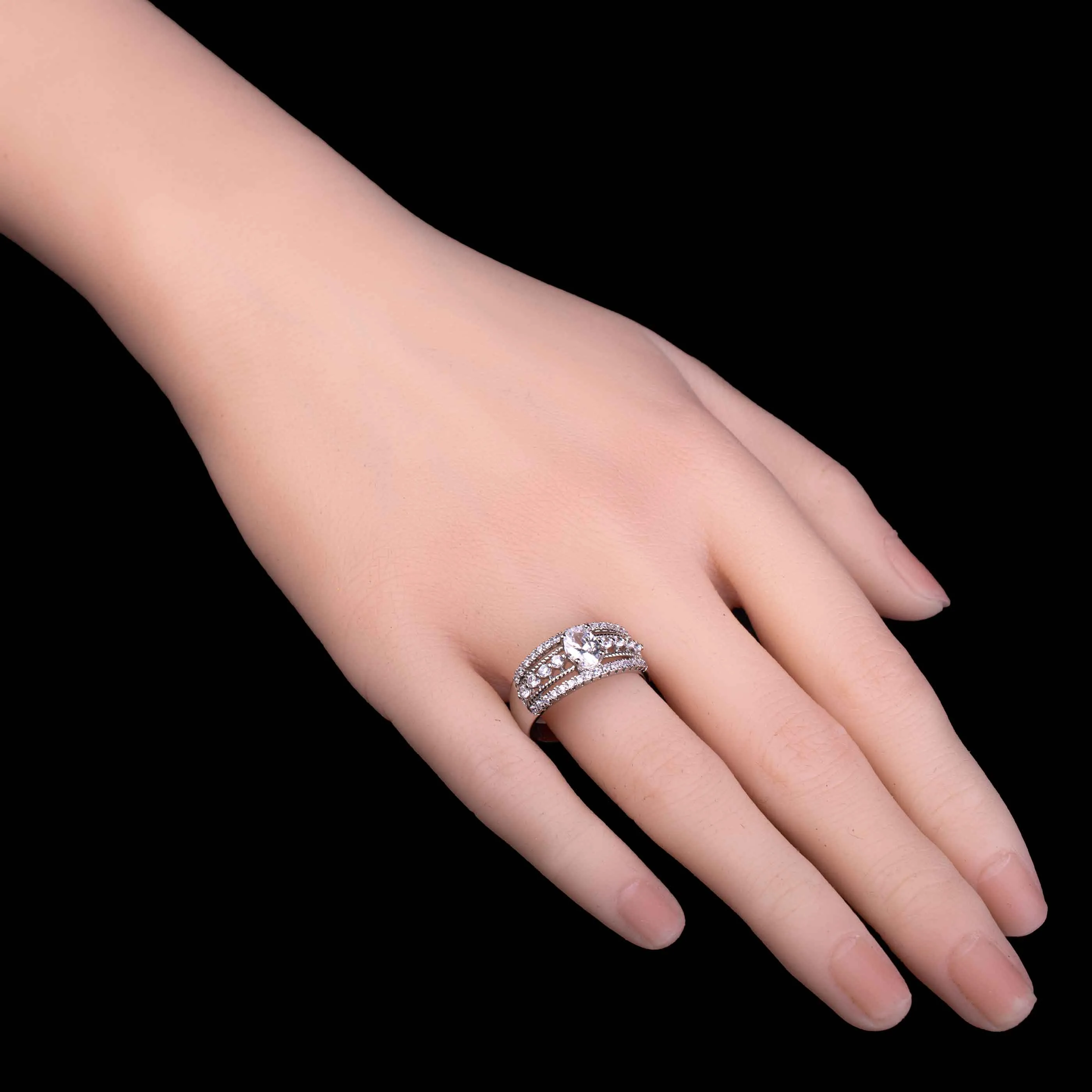 Silver Radiant Split Shank Ring