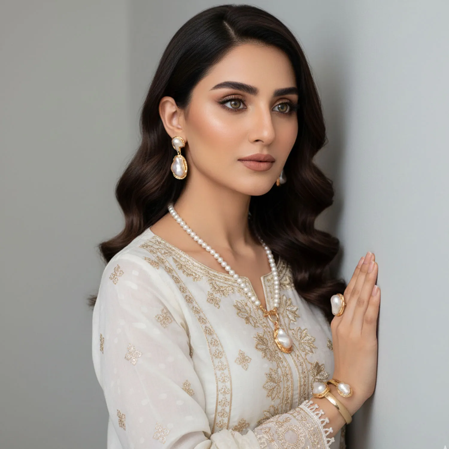 Pearl Necklace with Cuff Bracelet And Ring