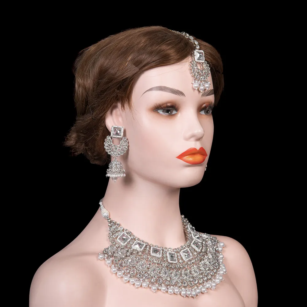 Silver Geometric Mirror Choker Set