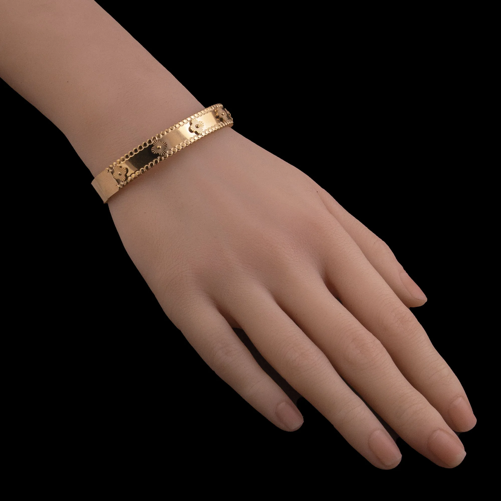 Van Cleef Clovers Cuff Bracelet