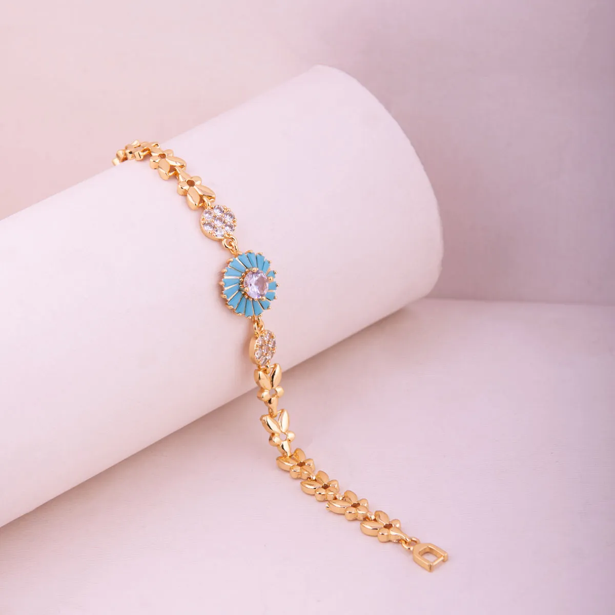 Flower Charm Zirconia Bracelet