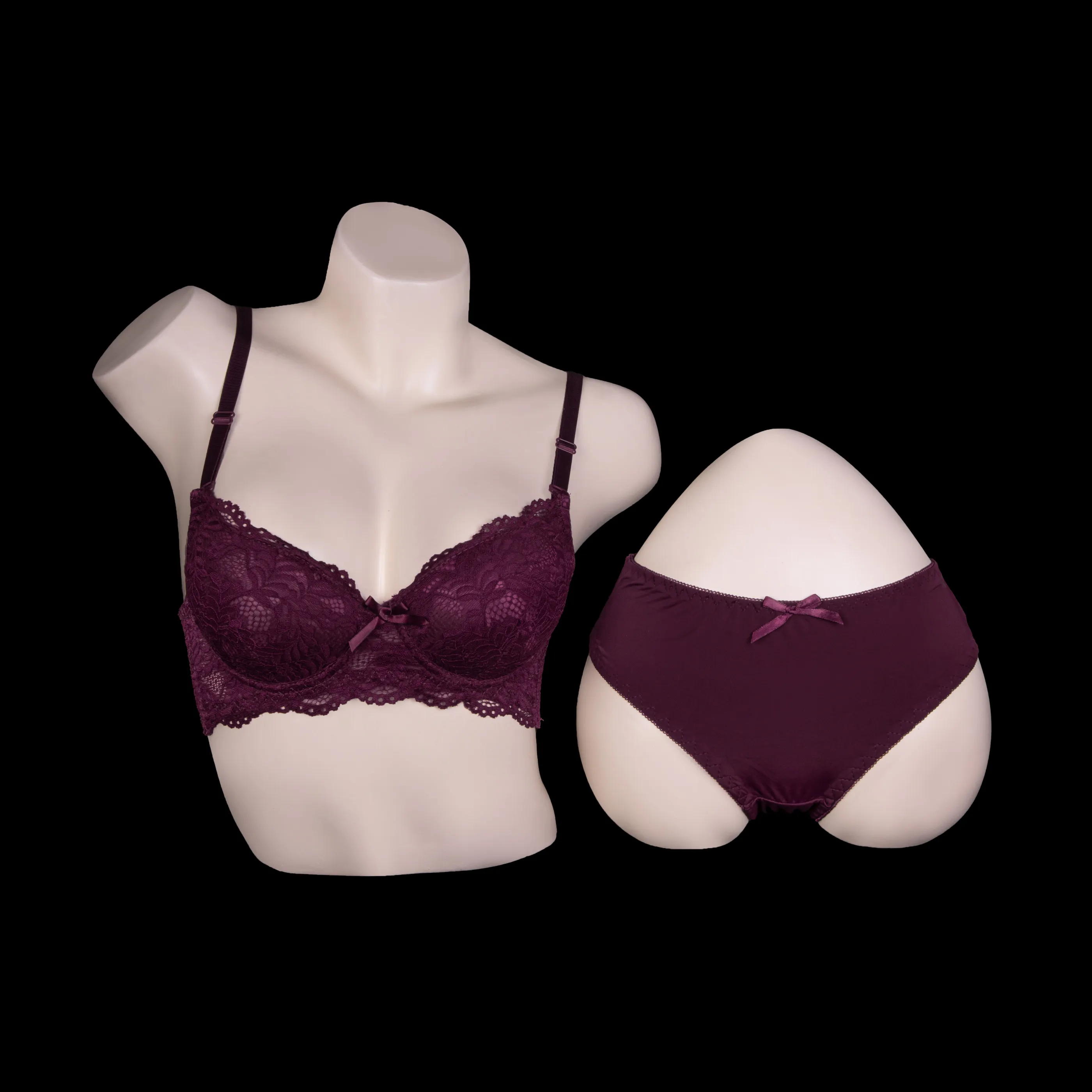 Full coverage padded bra and panty set for women