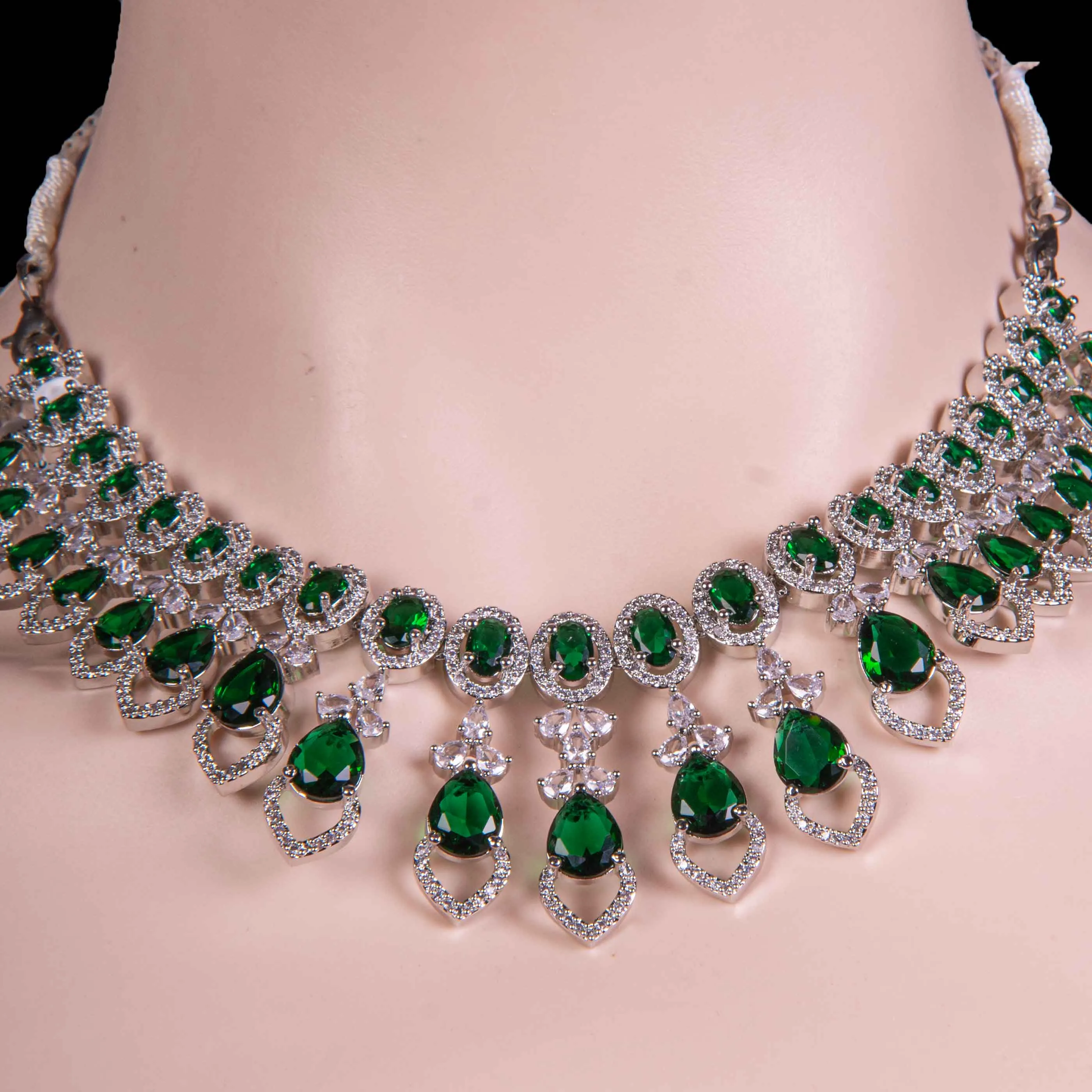 Emerald Green Stone Necklace Set For Girls