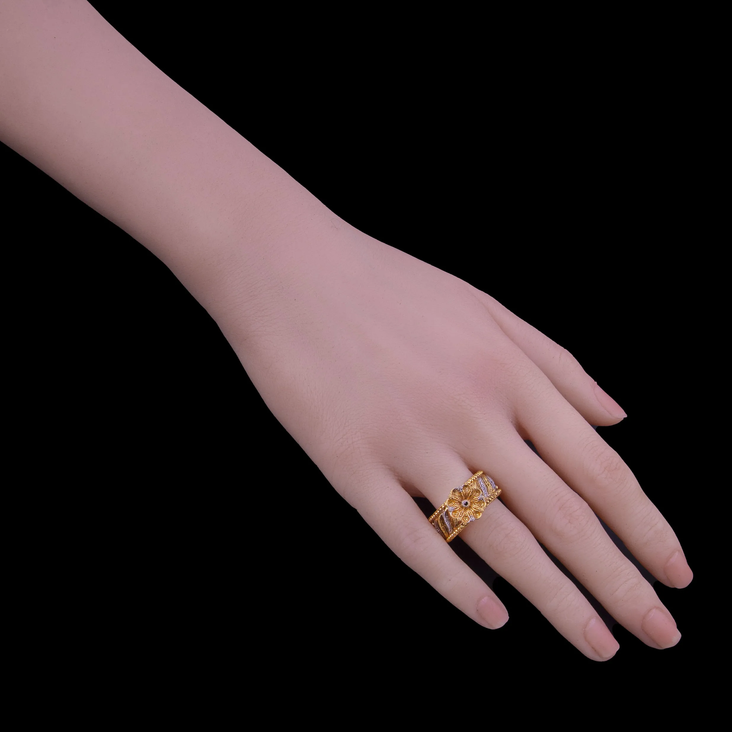 Filigree Floral Band Ring
